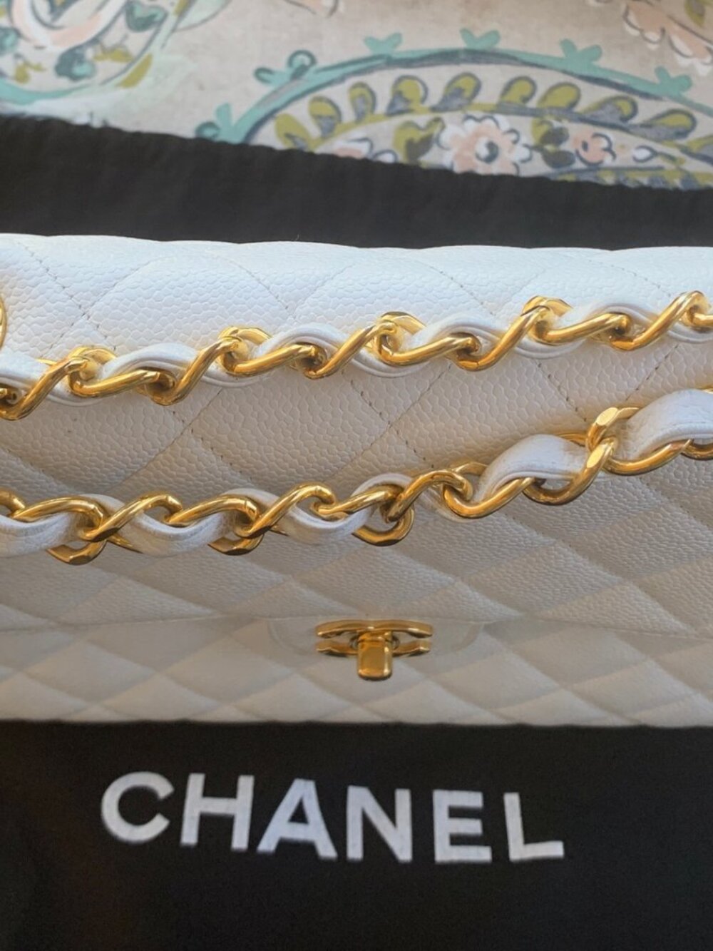 CHANEL Classic White Classic Flap Handbag, Caviar, 24k Hardware, 1997 era - Picture 10 of 17